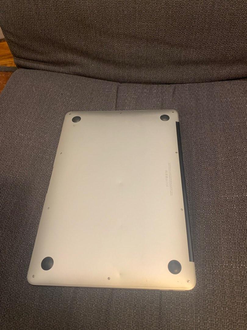 MACBOOK AIR 13 inch ( early 2015) (Category: Laptops & Notebooks) located in Quezon City. Submitted by mrpeds (Listing ID 1183741967, Image 2). Description: Macbook air 2015 13 inch Comes with charger (pref buy new one) In great condition 121 gb RFS: extra laptop .