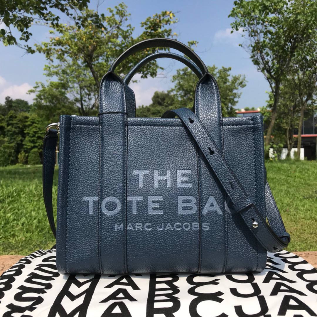 marc jacobs navy tote bag