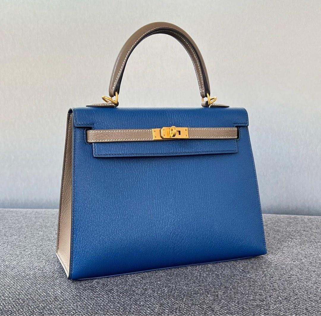 Hermes Special Order (HSS) Kelly Sellier 25 Gris Perle and Nata Chevre  Brushed Gold Hardware