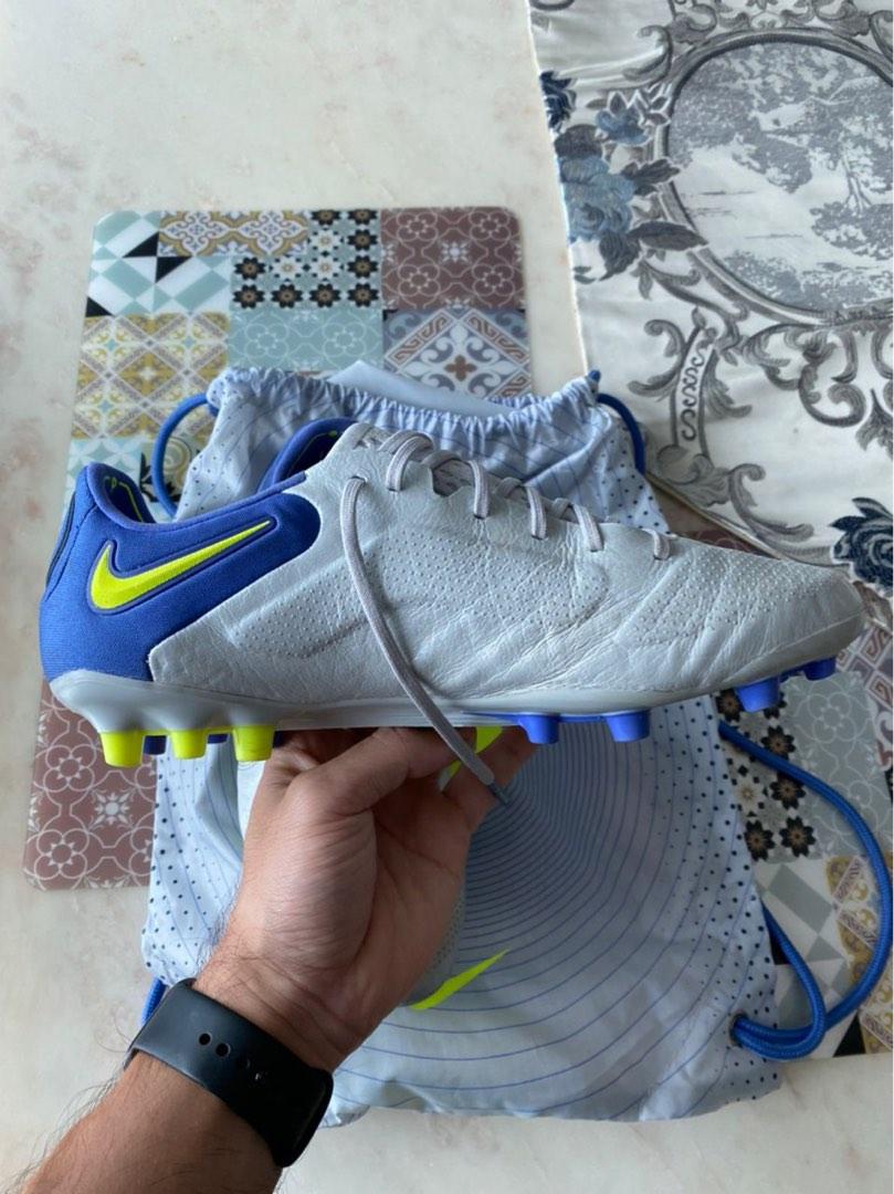 Nike tiempo top 1st grade