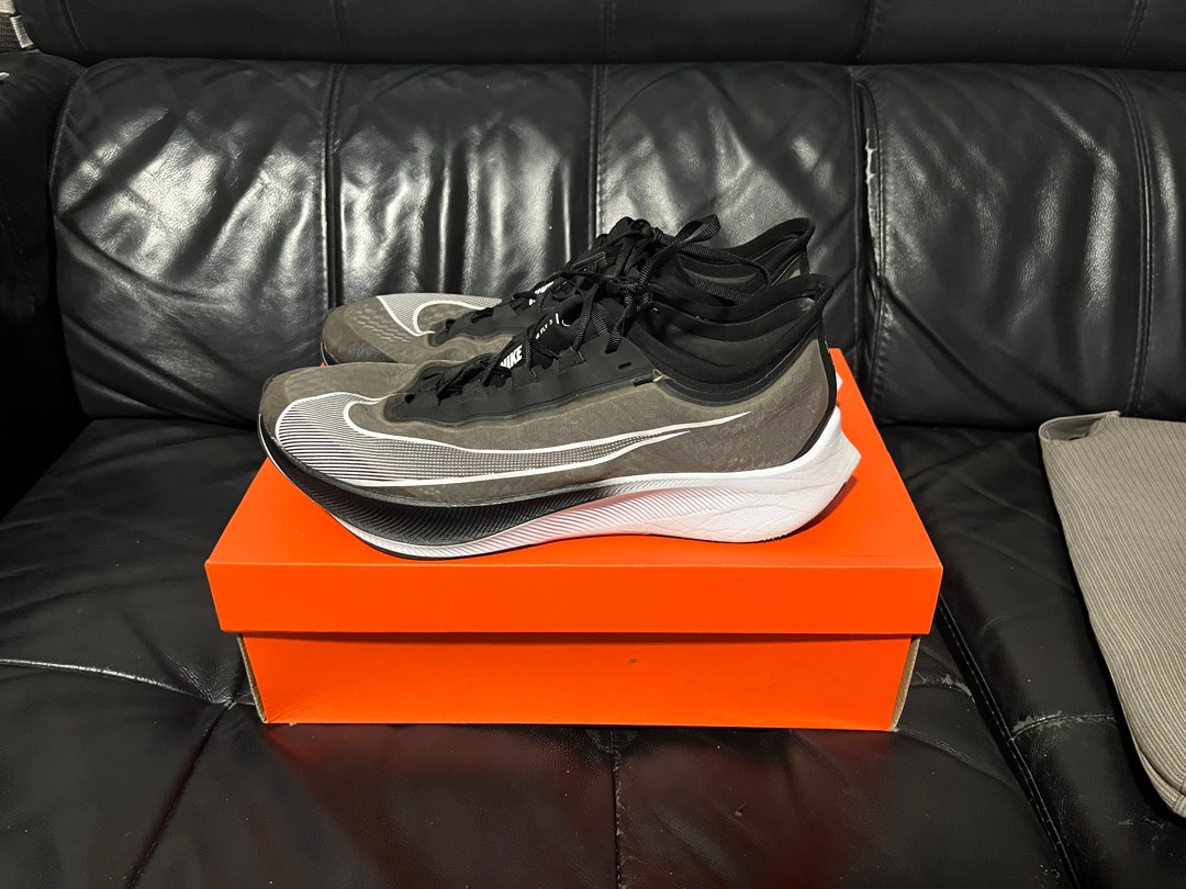 Nike Zoom Fly 3, Men's Fashion, Footwear, Sneakers on Carousell