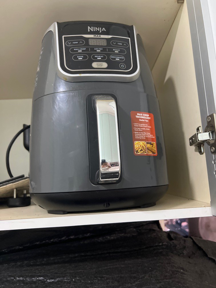 Ninja max air fryer, TV & Home Appliances, Kitchen Appliances, Fryers