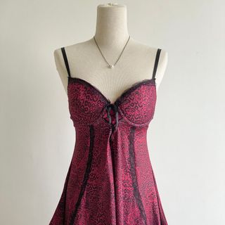 (Category: ) located in . Submitted by violettewears (Listing ID 1183842064, Image 1). Description: .
