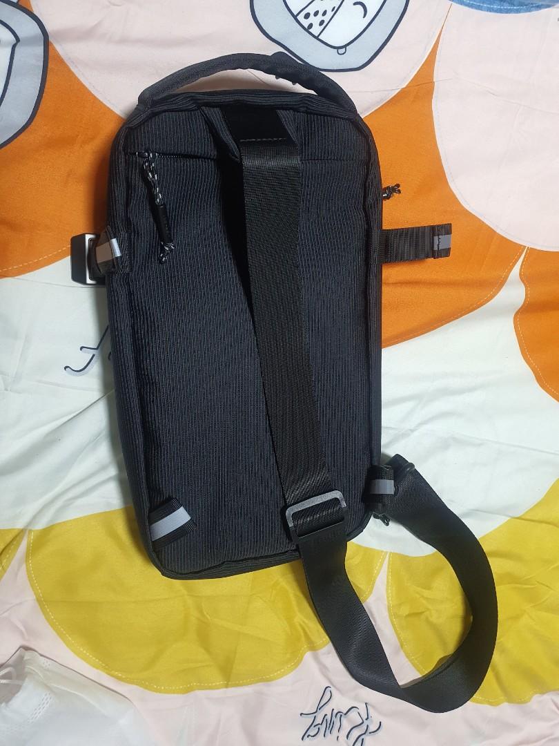 Samsonite cross body bag, Women's Fashion, Bags & Wallets, Cross-body ...