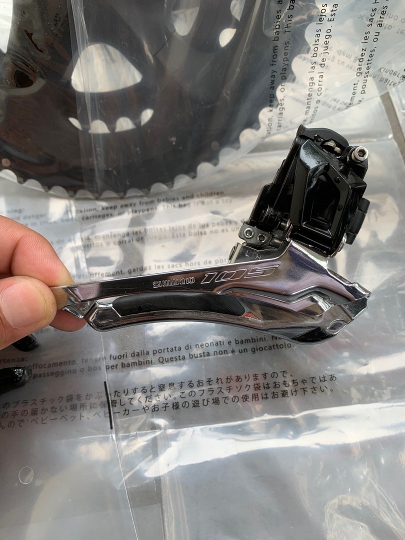 Shimano 105 front derailleur R7000, Sports Equipment, Bicycles & Parts
