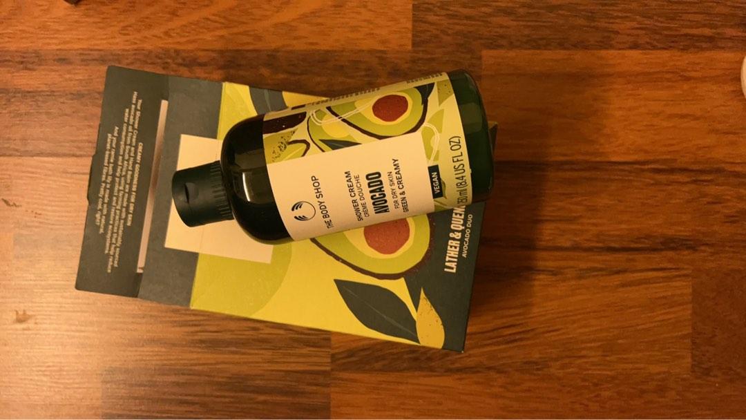 The Body Shop Avocado Shower Cream 250ML, Beauty & Personal Care, Bath