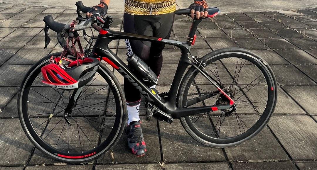 Trinx rapid 2.0 store carbon road bike
