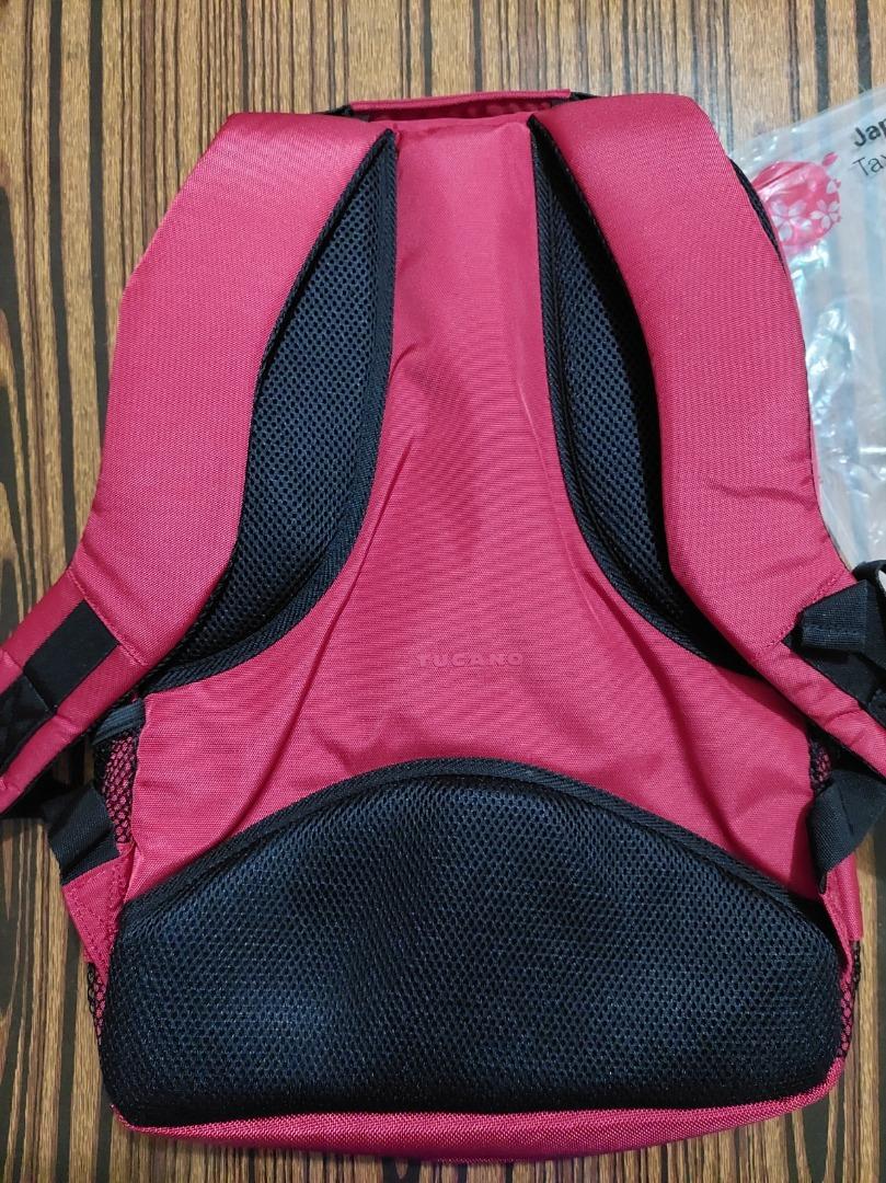 Tucano 紅色多功能電腦後背包背囊Computer Backpack, 男裝, 袋, 背包