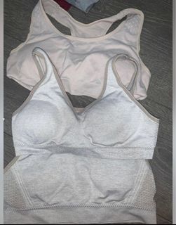 (Category: ) located in . Submitted by cherrytomatoesss (Listing ID 1183674766, Image 1). Description: .
