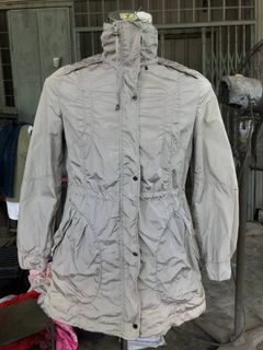 🌟 POLLARI Parka Windbreaker Jacket / Light Running Jacket amat PADU 🌟