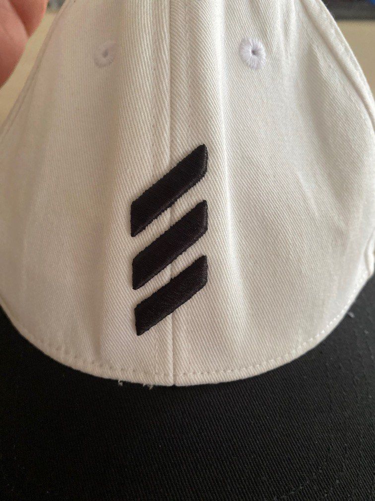 Adidas bold stripe hat top
