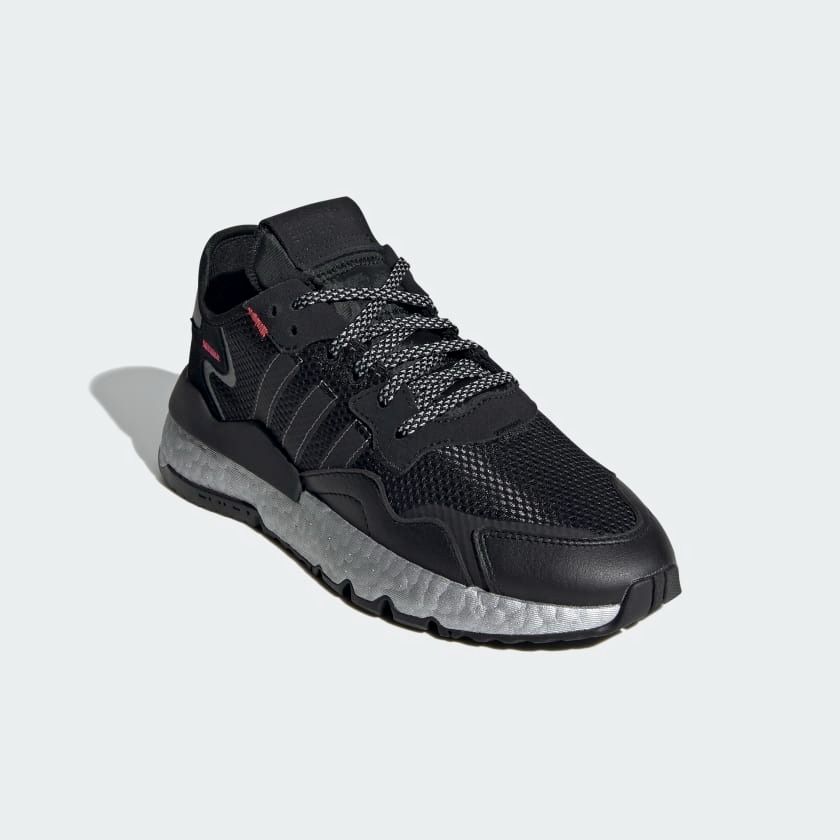 Adidas nite hot sale jogger negro