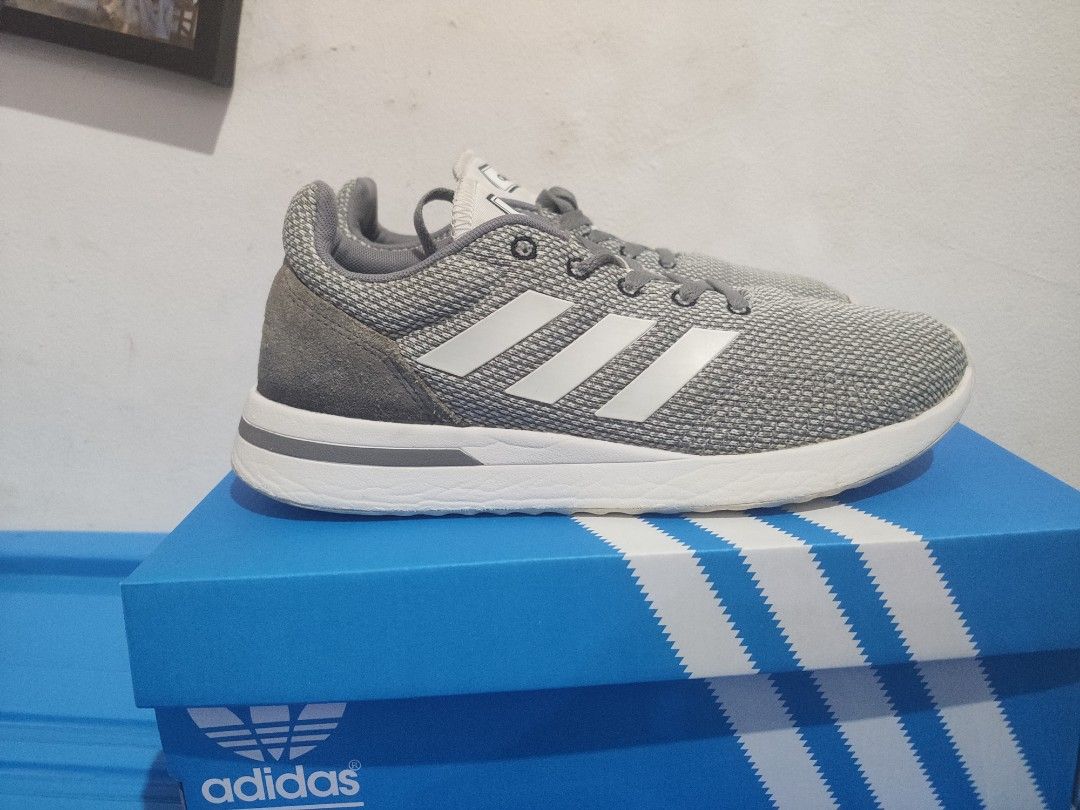 Adidas Runs 70s B96555 size 40