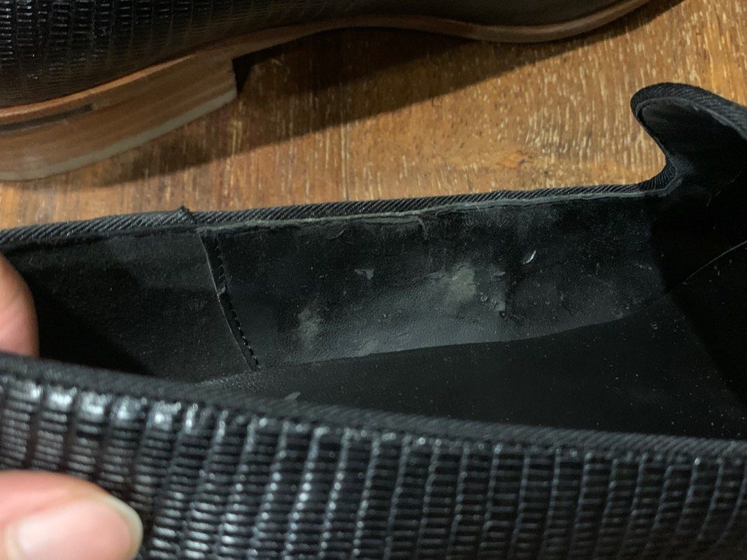 Aldo store snake shoes