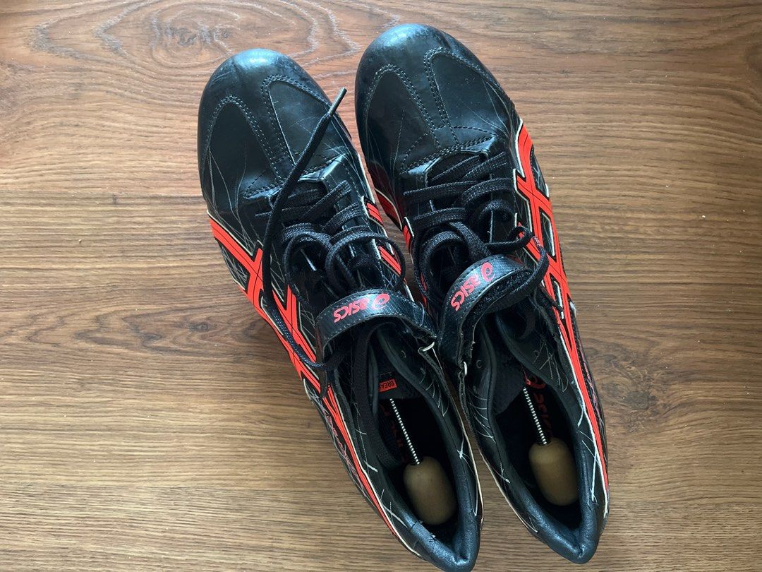 Asics long best sale jump pro