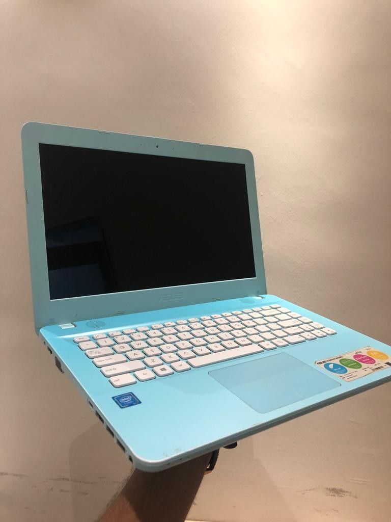 Asus x441n top