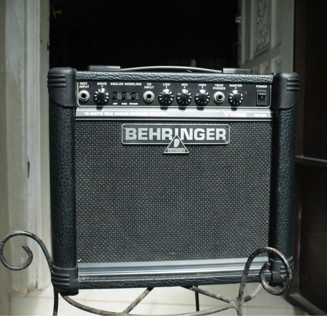 Behringer Electric Guitar Amp, Hobbies & Toys, Music & Media, Musical