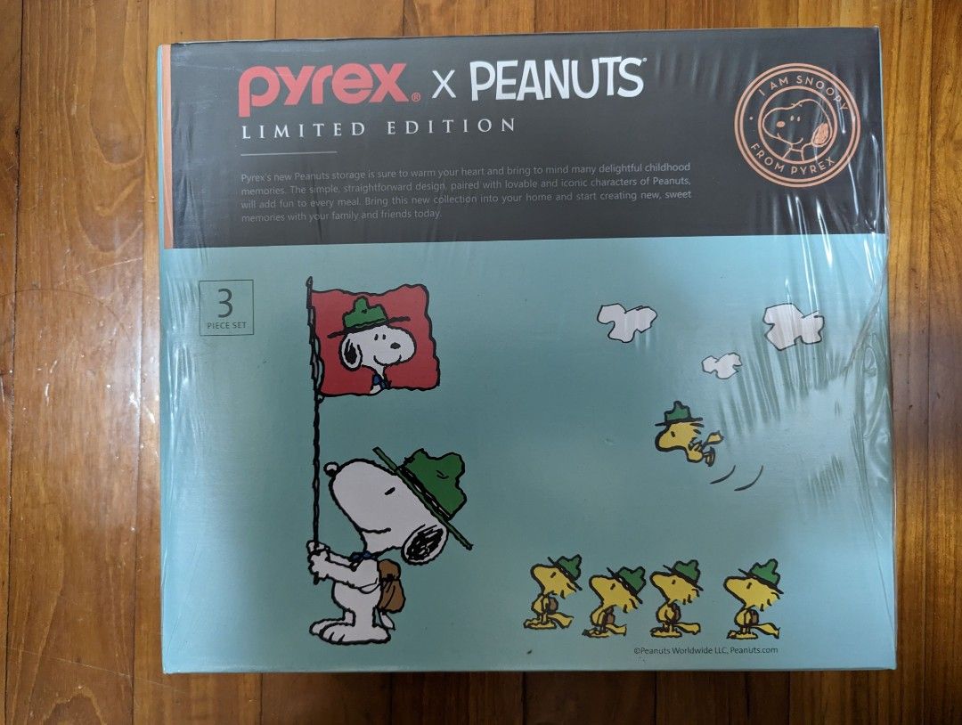 BNIB Pyrex Peanuts 3 Piece Set, Furniture & Home Living, Kitchenware