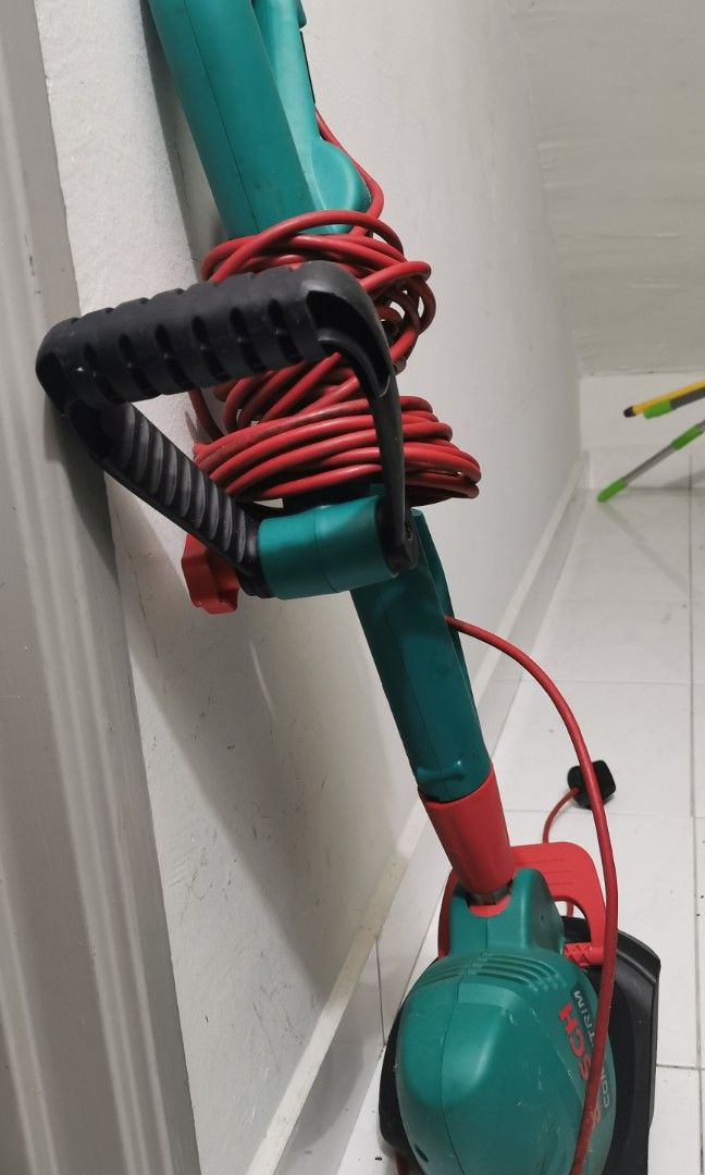 Bosch art shop 23 accutrim strimmer