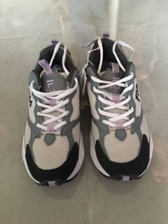 Brand new Fila size US 6.5 women UK 4