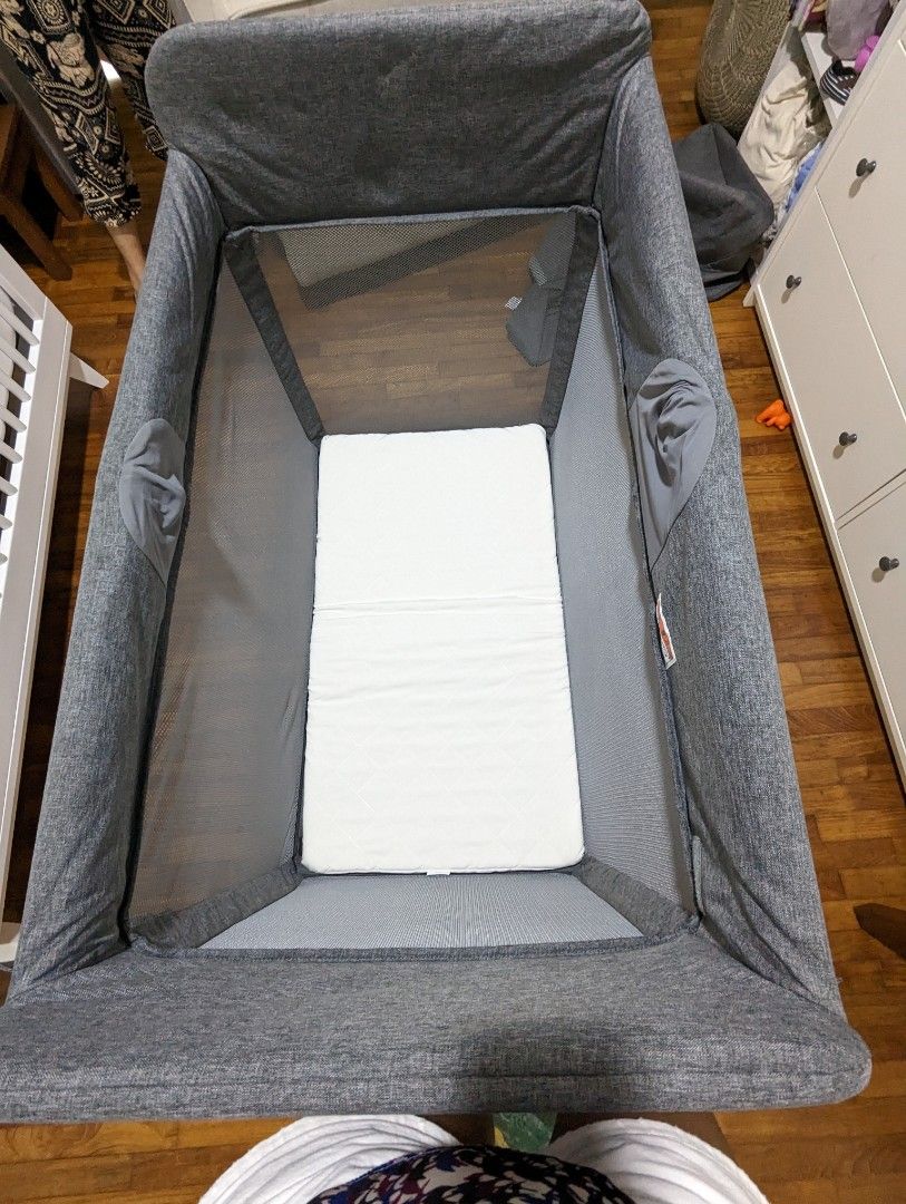 Bugaboo Travel Cot/Crib, Babies & Kids, Baby Nursery & Kids Furniture