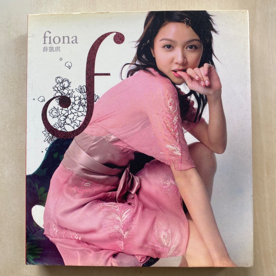 CD丨薛凱琪 Fiona F Debut 奇洛李維斯回信, 興趣及遊戲, 音樂、樂器 & 配件, 音樂與媒體 - CD 及 DVD ...