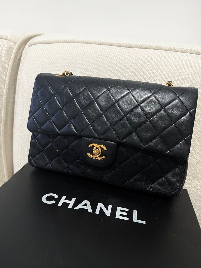 Chanel vintage classic best sale flap