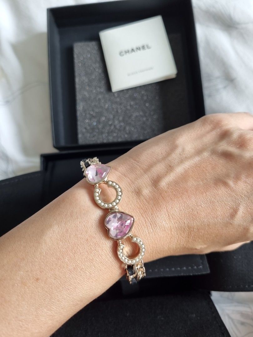 Chanel coco bracelet hot sale