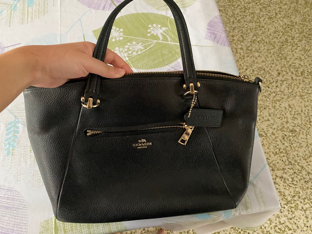 Coach Bag, Women's Fashion, Bags & Wallets, Shoulder Bags on Carousell