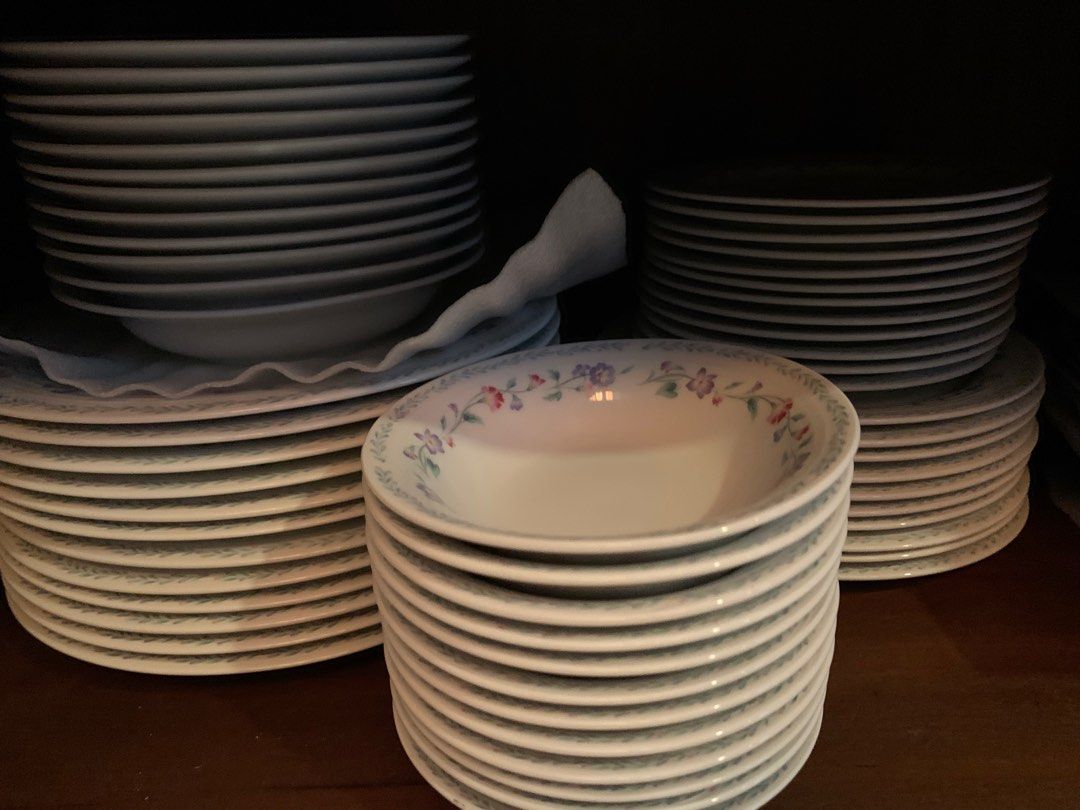 Complete dinner set for 12, Furniture & Home Living, Kitchenware