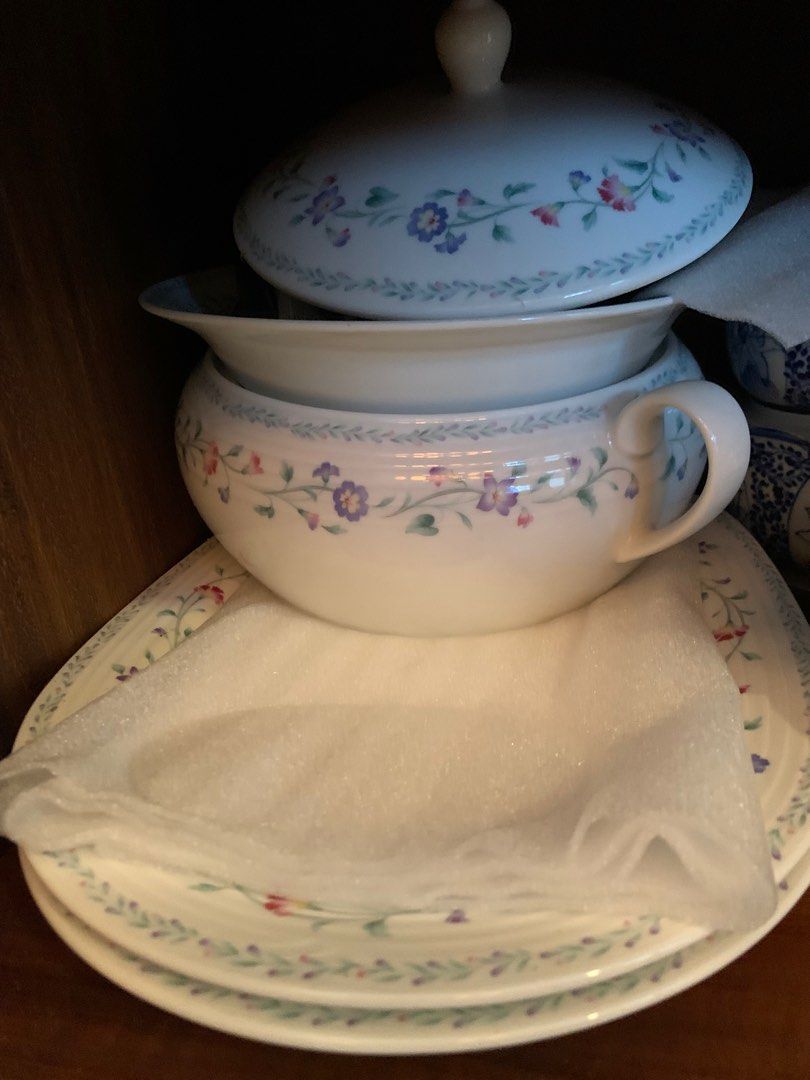 Complete dinner set for 12, Furniture & Home Living, Kitchenware