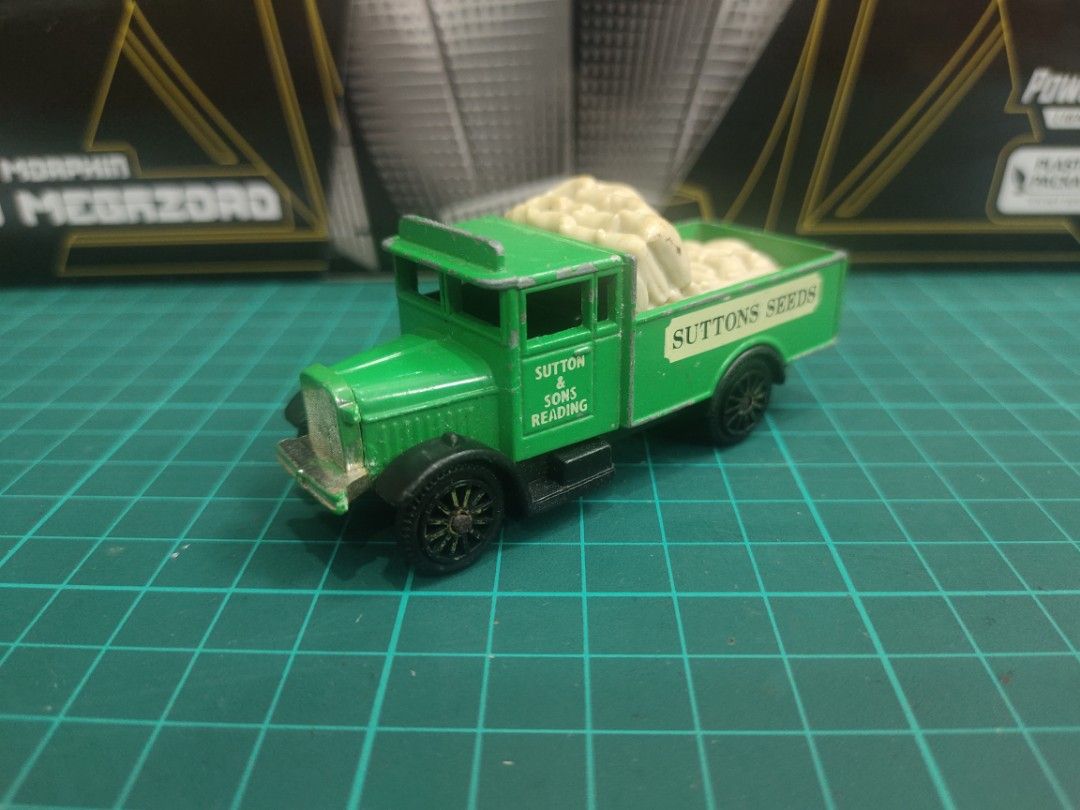 Corgi morris truck diecast Hobbies Toys Toys Games on Carousell
