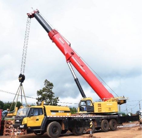 Crane for rent (Rough Terrain) (Category: Construction Tools & Equipment) located in Valenzuela. Submitted by MD_Jepoy (Listing ID 1206861929, Image 3). Description: Mobile Crane fo rent Heavy Equipment for rent. 20 tons 25 tons up to 150 tons.