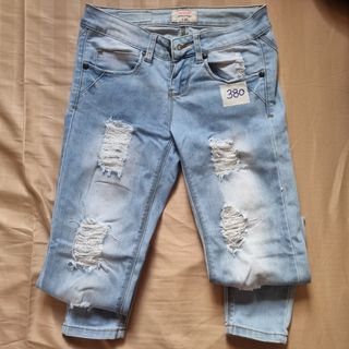 (Category: ) located in . Submitted by asgoodfinds (Listing ID 1206792775, Image 1). Description: .