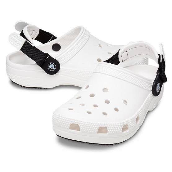 Crocs Classic adjustable strap new, Men's Fashion, Footwear, Slippers