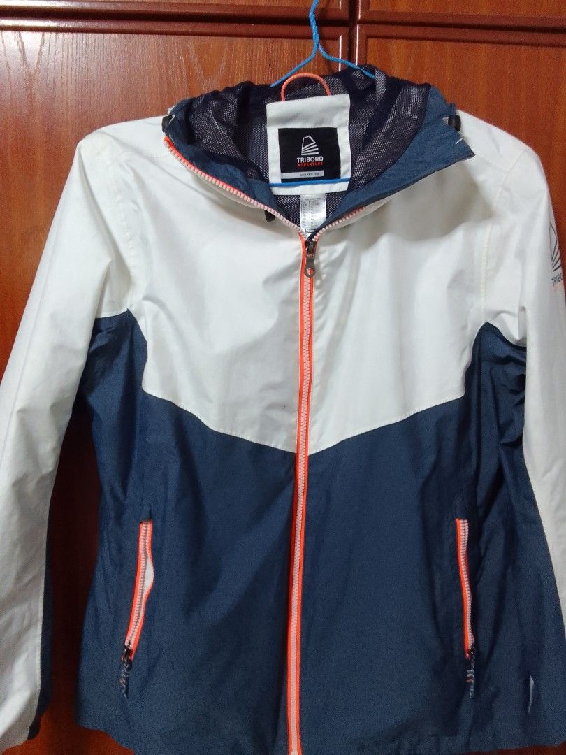 Decathlon waterproof jacket raincoat