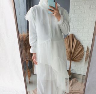 DEFECT Noda Emikoawa Tunik Tile Kondangan Busui Friendly Broken White BW Baju Kondangan Busui