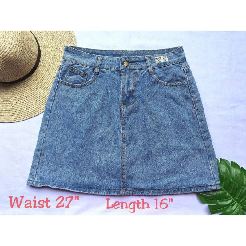 Denim Skirt (Category: Skirts) located in Quezon City. Submitted by vanelope (Listing ID 1206861495, Image 1). Description: .