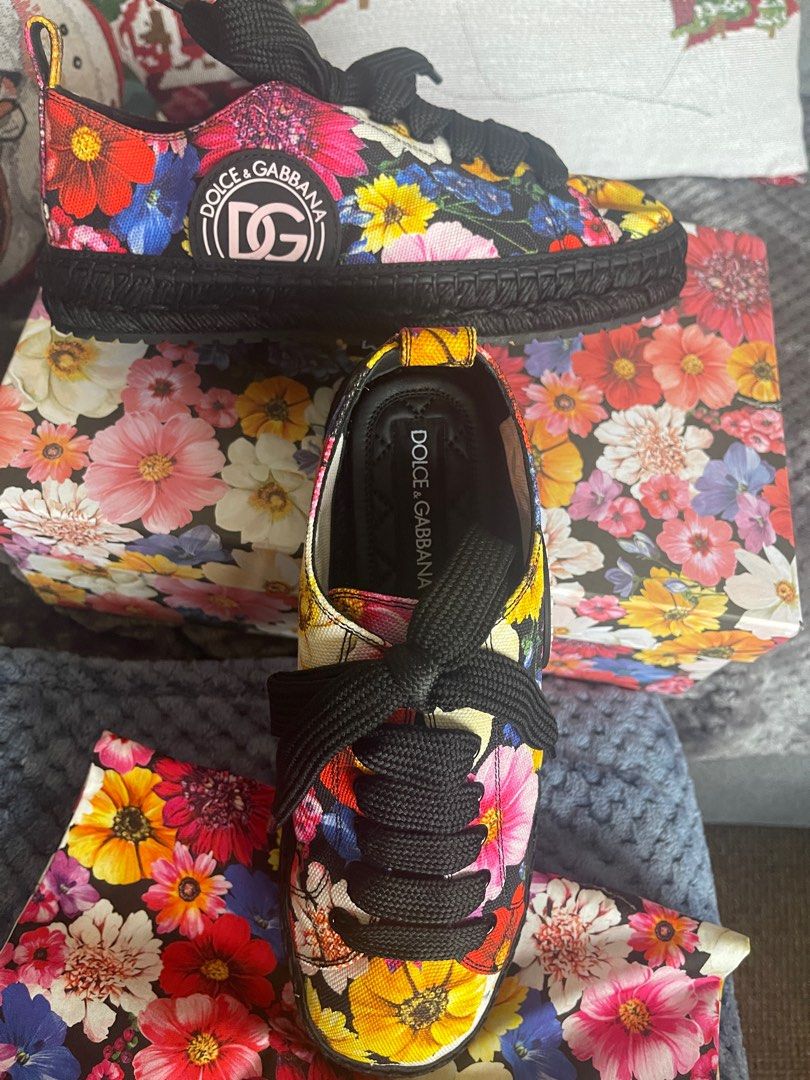 DOLCE & GABBANA PRINTED CANVAS ESPADRILLE SNEAKERS (Category: Sneakers) located in Pasig City. Submitted by sweetd888 (Listing ID 1206762647, Image 3). Description: Bought as pasalubong for a cousin but sadly, got the wrong size and it doesn't fit her. Bought for about $600. Featured as one of the top 10 best designer sneakers. Will surely make heads turn. This is size 37. I wear size 7.5 shoe size and this fits me perfectly. The supposed recipie