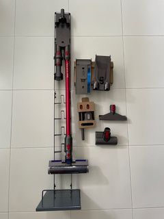 Dyson V8 accessories & Stand 