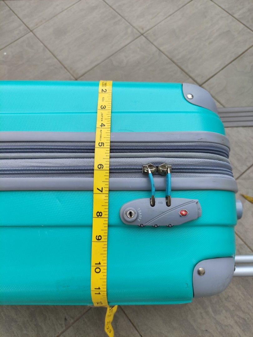 Eason 4 Spinner Wheels 20 Inches Expandable Cabin Sized Luggage