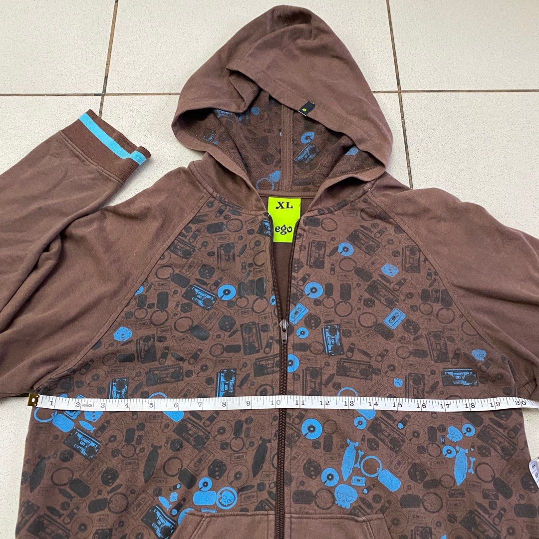 Egoist Hoodie (L-XL) (Category: Coats, Jackets and Outerwear) located in Quezon City. Submitted by martygo (Listing ID 1206808608, Image 3). Description: ✅ Light use, in good condition! ✅ Not too thick, yet firm cloth ✅ Perfect as a light jacket for rain or chilly environments 🌟 Modern youth style pattern 🌟 Size: L-XL.