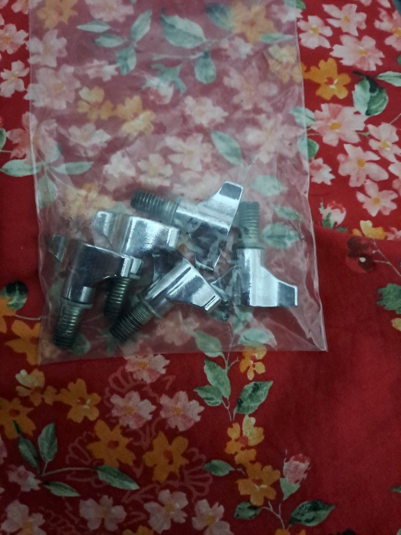 FLOOR TOM/ TOM WING SCREW, Hobbies & Toys, Music & Media, Musical