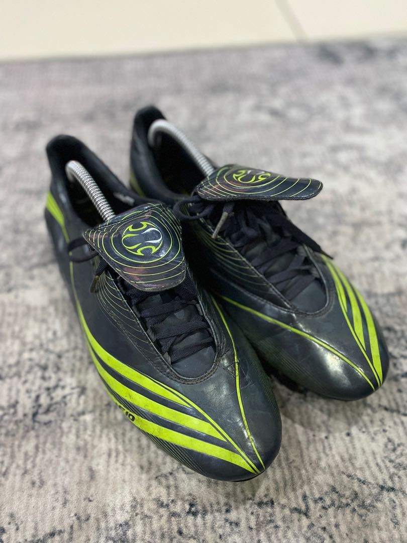 Football shoes brands store