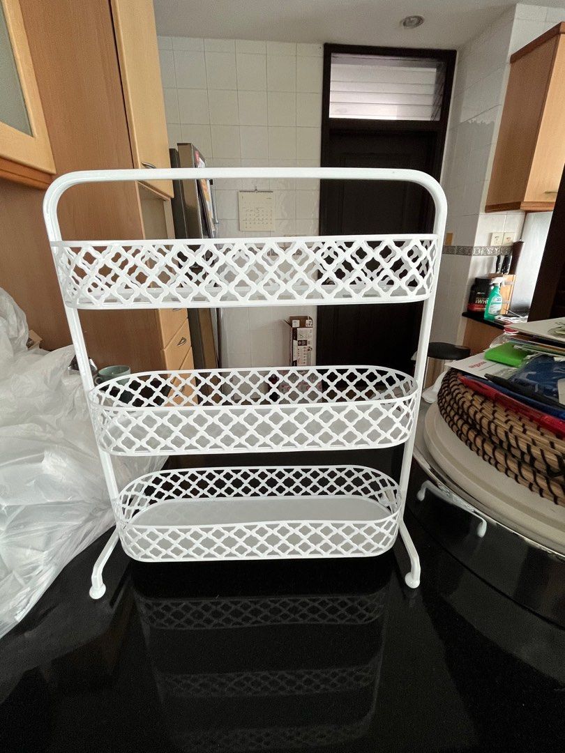 FREE grey and white small drawer set and white display tray, Furniture ...