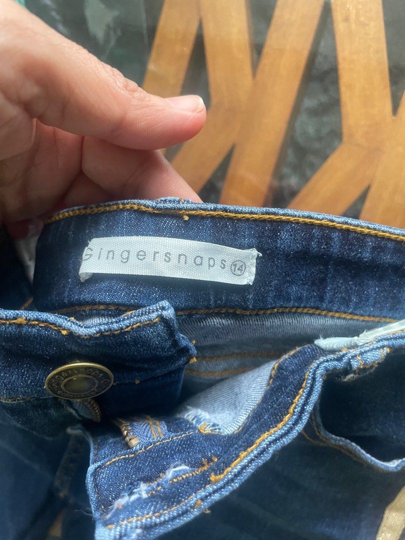 Gingersnaps Jeans with Gold Piping (Category: Babies & Kids Fashion) located in Quezon City. Submitted by evecar_cf (Listing ID 1206738214, Image 3). Description: Gingersnaps jeans. Very nice since it has a gold piping. Size 14. .