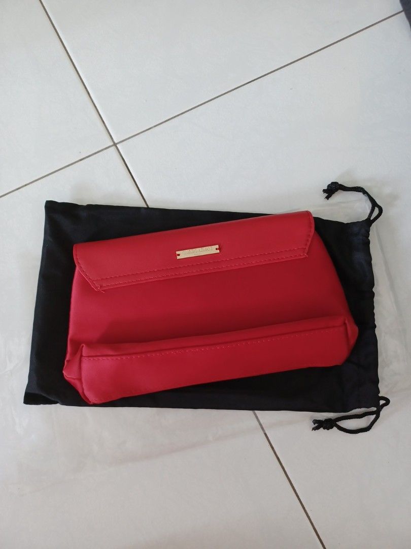 Giorgio Armani Red Premium Pouch