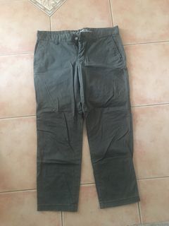 Girlfriend khaki