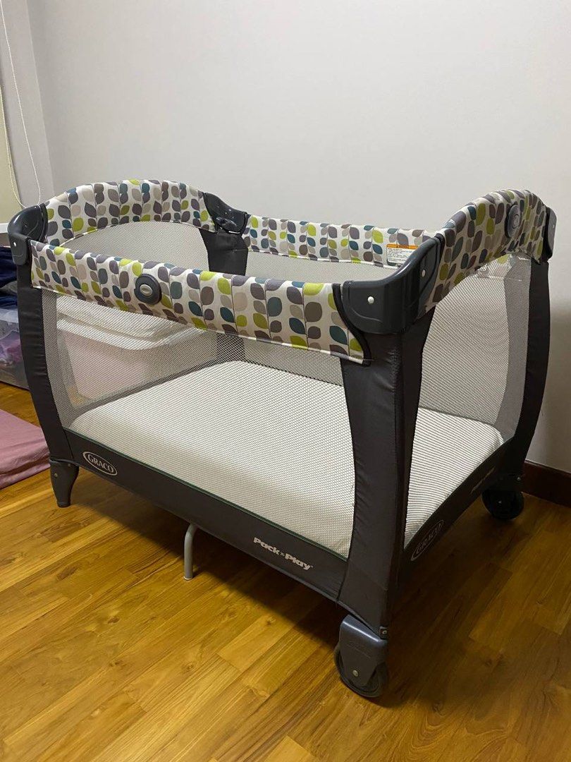 Graco pack and play cot, Babies & Kids, Baby Nursery & Kids Furniture