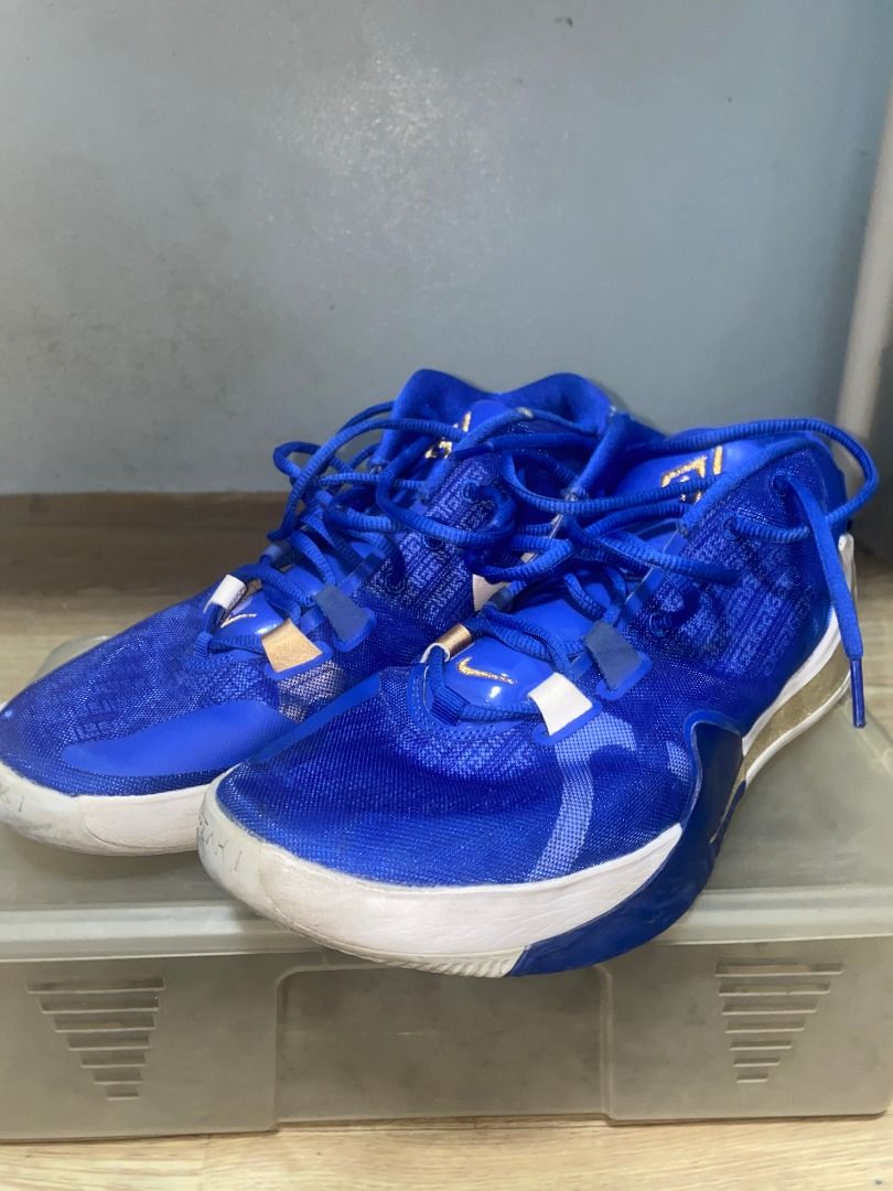Freak outlet 1 blue